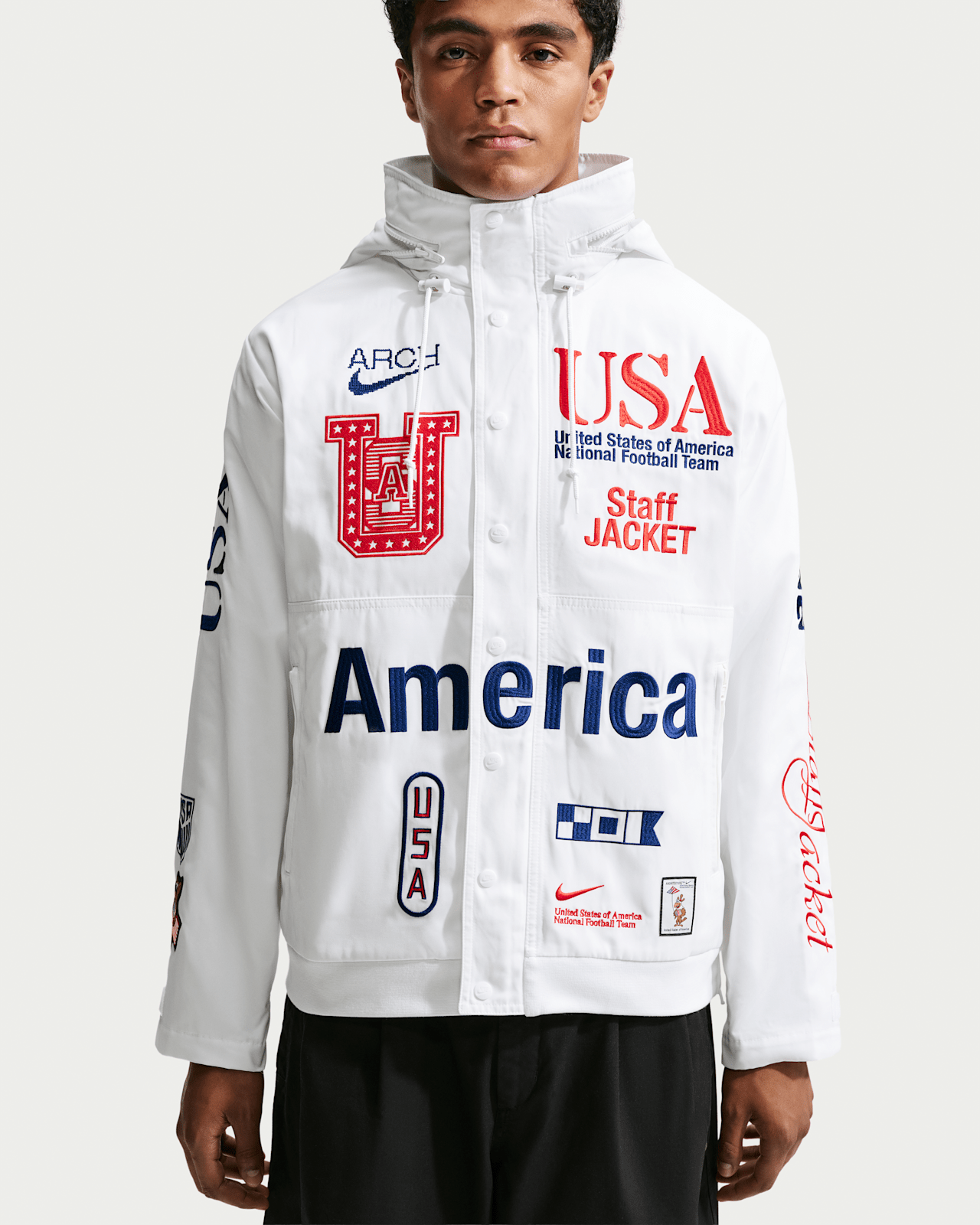 vaa✖️NIKE✖️アメリカ代表ロングスリーブ　L新品未着用 アメリカ x V.A.A. コレクション 発売日. Nike SNKRS